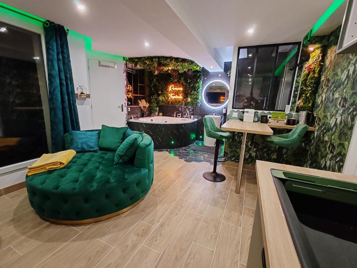 Le Quai Amienois - Romance Tropicale - Romantique Apartment